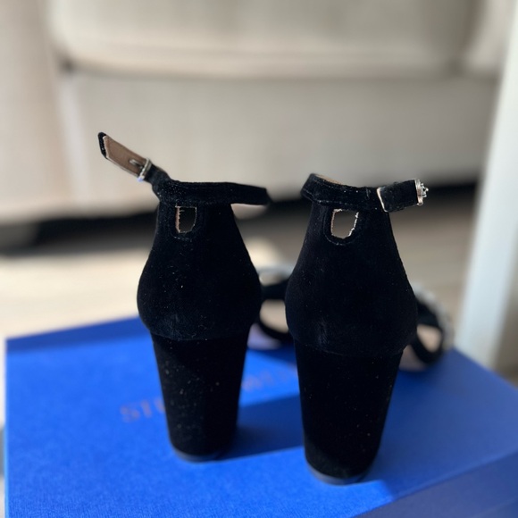 STUART WEITZMAN High-shine Sandal, Size 7.5 - Picture 6 of 10